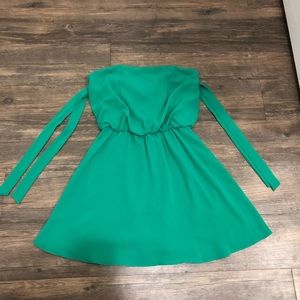 EUC strapless mini dress